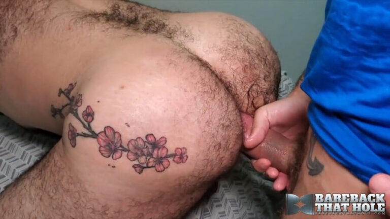 Bareback That Hole in Heavy Bare Loads