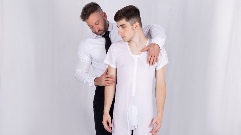 Harrison Todd in His Holy First Time: Muscled Madison & Harrison Todd