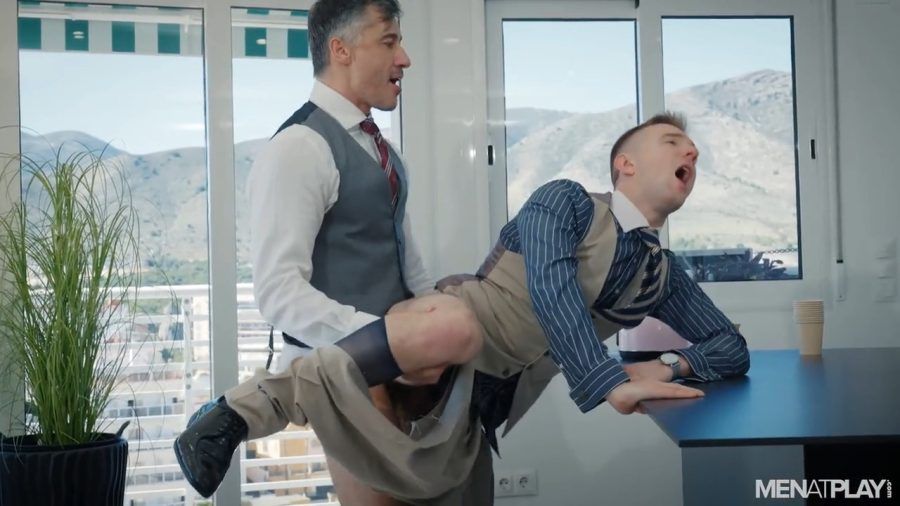 Jay Roberts & Serg Shepard Bareback Office Battle