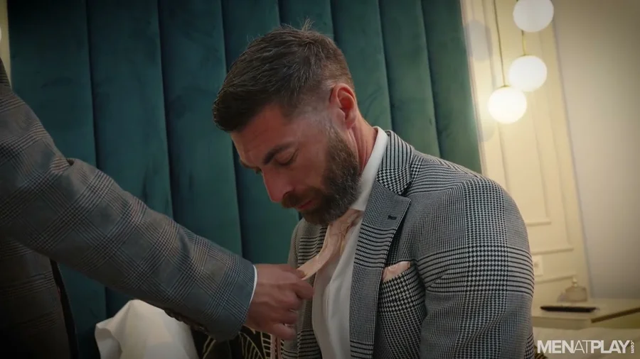 OnlyMatt & Manuel Capri: Hotel Bareback Hookup Passion 1