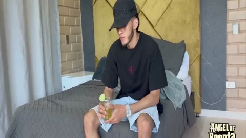 Angel & the Wolf: Hotel Fuck in Guatapé 1